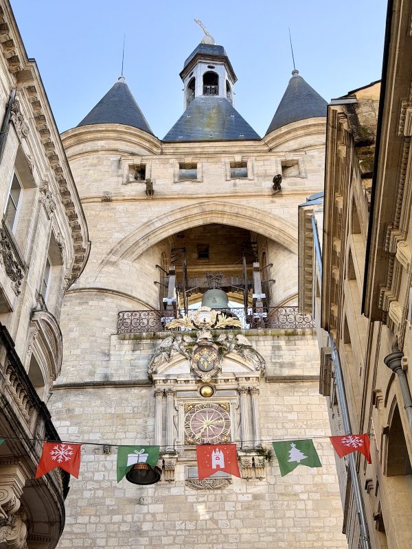 Bordeaux Food & Market Tour — Local Tasting Experience