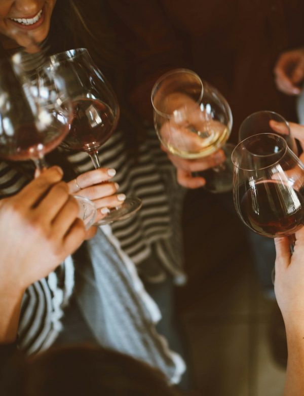 Friends enjoying wine tasting in Bordeaux lifestyle tour