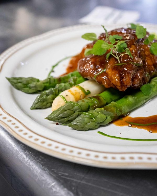 Bordeaux Food & Market Tour — Local Tasting Experience