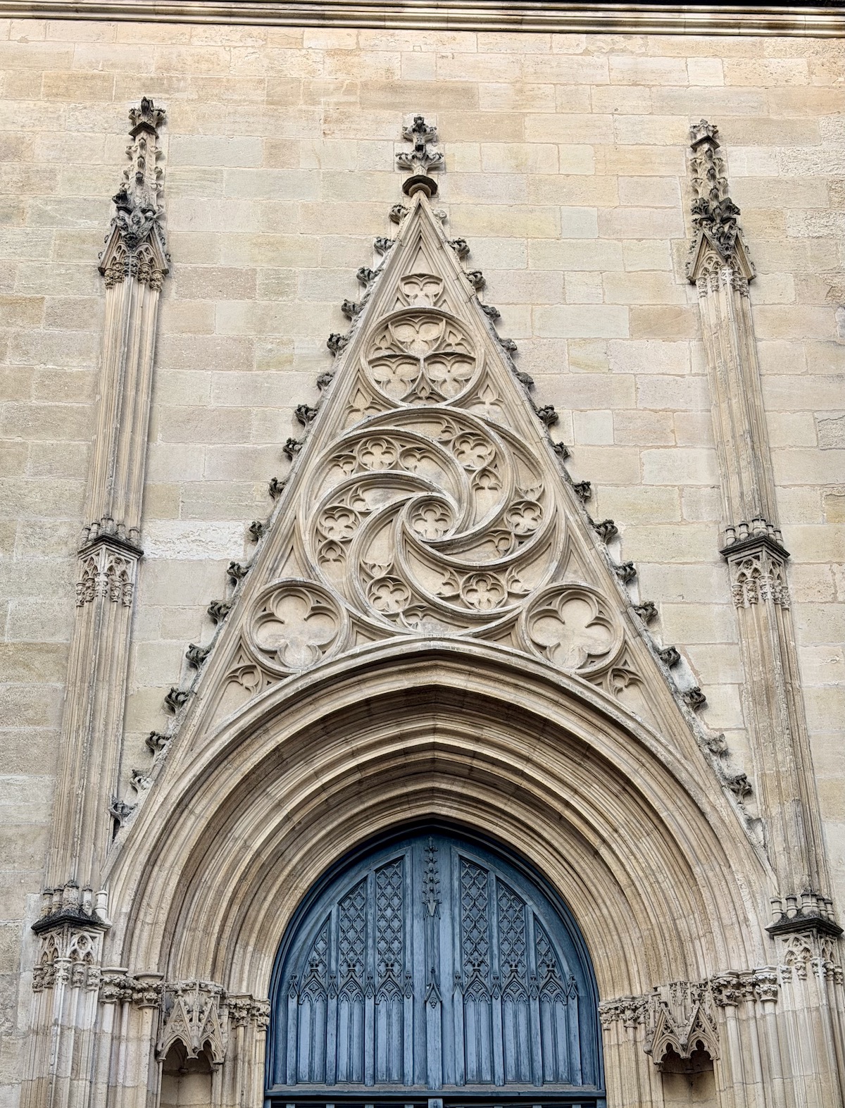 St Peters church in Bordeaux - detail by Bordeaux Lifestyle Tours